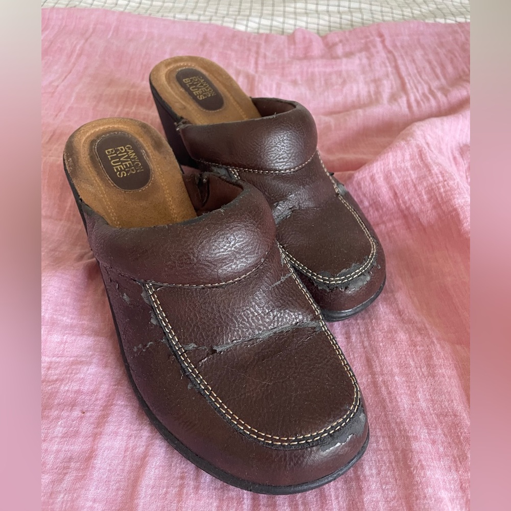Vintage Brown Clogs / SZ 7.5